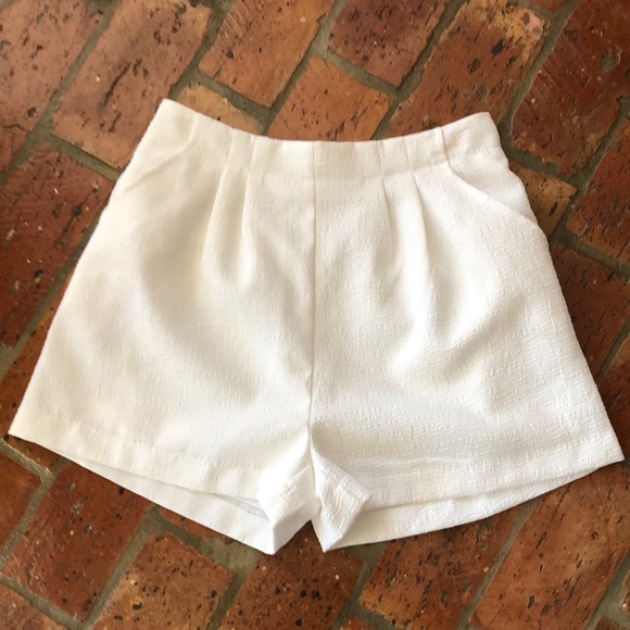 Lush Pants - Lush high waist textured lined shorts ivory colored sz M